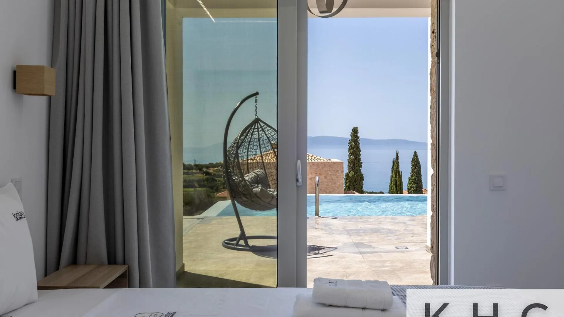 Blue Pearl Villa With Private Pool In Afrato Village! Infinite Sea Views! Trapezaki